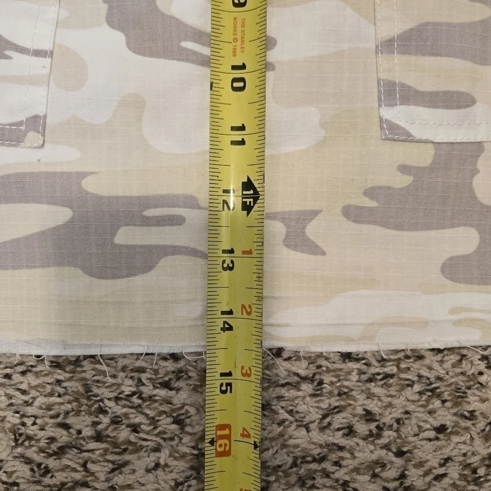 SANCTUARY White and Gray Camouflage Mini Skirt 100% Cotton Size 27